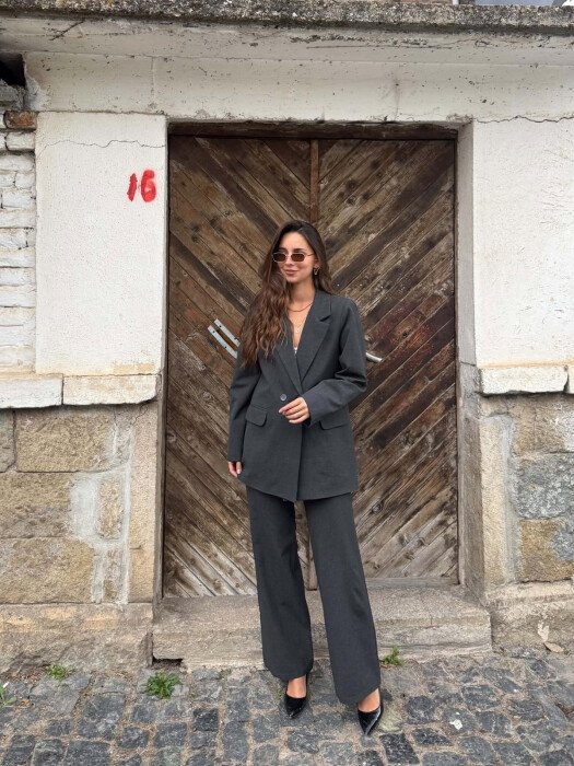 SET XHAKETE + PANTALLONA PER FEMRA NE NGJYRE GRI TE ERRET - KLAUDIO FASHION