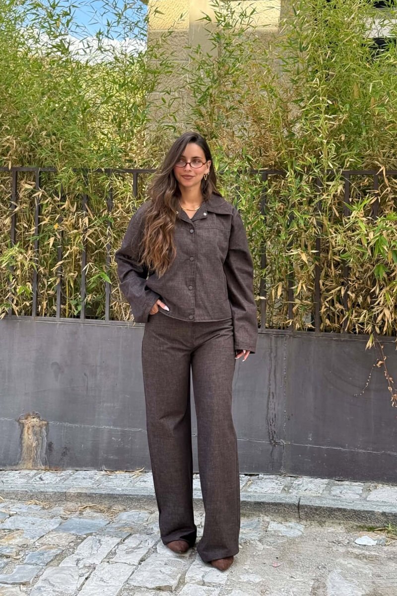 SET XHINS NJE NGJYRESH XHAKETE + PANTALLONA PER FEMRA NE NGJYRE KAFE - 1