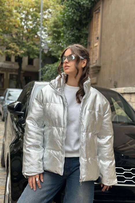 SHINY PUFFER JACKET FOR WOMEN SILVER/ARGJEND - KLAUDIO FASHION