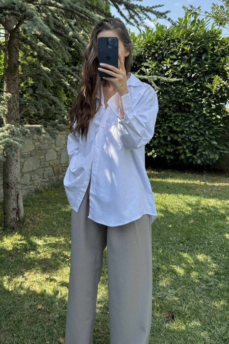 SHINY STONES DETAIL ONE COLOR WOMEN SHIRT WHITE-E BARDHE - 4
