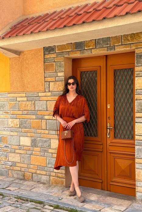 SHINY V-NECK WOMAN DRESS BROWN/KAFE - KLAUDIO FASHION