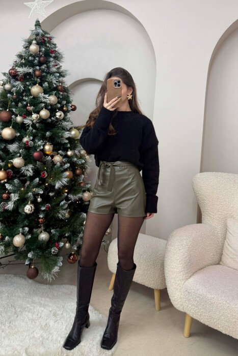 SHORT LEATHER LACING DETAIL WOMEN SHORTS DARK GREEN/JEE - 2