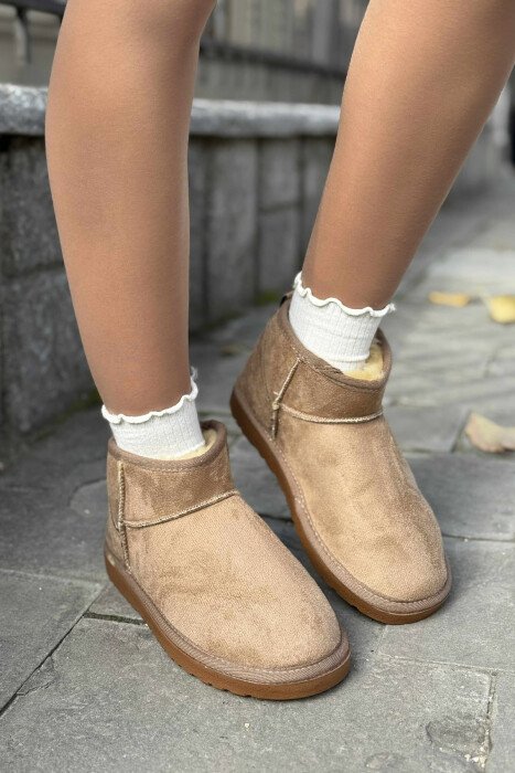 SHORT SIMPLE WOMAN UGG BEIGE/BEZHE - 1
