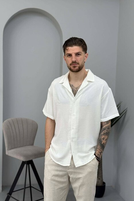 KEMISHE E THJESHTE ME MENGE TE SHKURTRA PER MESHKUJ NE NGJYRE TE BARDHE - KLAUDIO FASHION