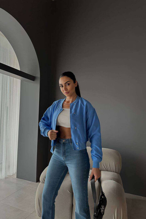 SHORT WOMEN JACKET WITH BUTTONS LIGHTBLUE/BZ - KLAUDIO FASHION