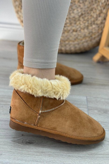 SHORT WOMEN UGG BROWN/KAFE - 10