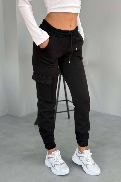 TUTA ME PUSH ME XHEP ANËSOR PËR FEMRA NË NGJYRËN E ZEZË - KLAUDIO FASHION