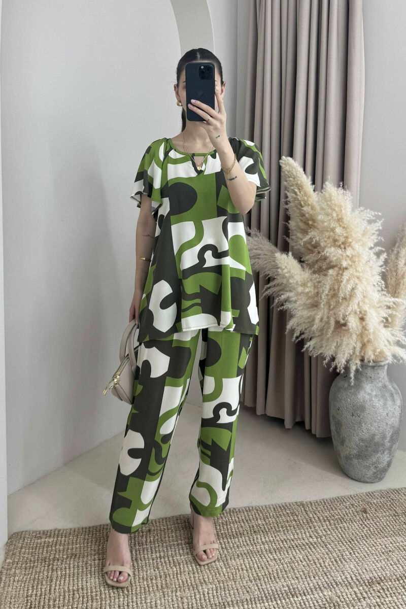 SIMPLE ABSTRACT DESIGN WOMEN SET GREEN/JESHILE - 1