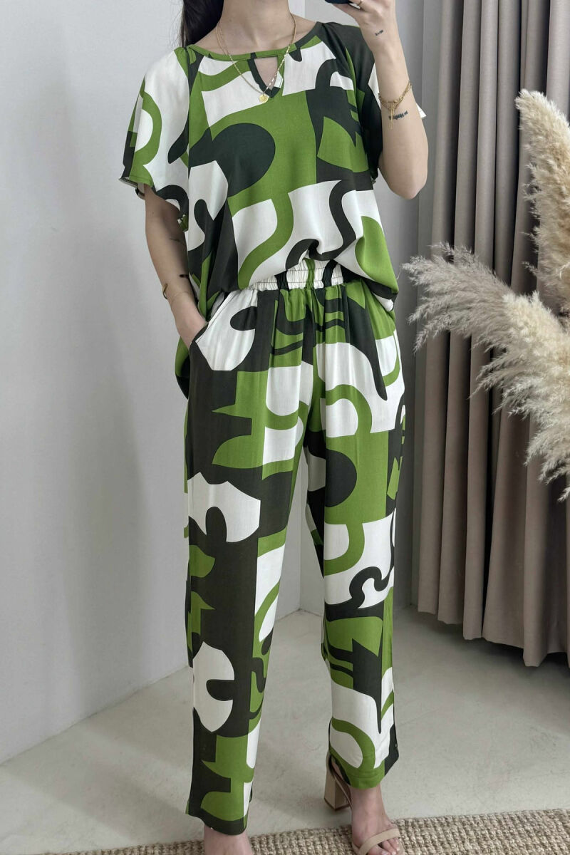 SIMPLE ABSTRACT DESIGN WOMEN SET GREEN/JESHILE - 2