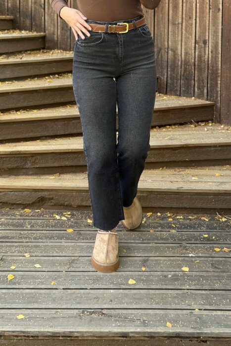 SIMPLE BELT DETAIL WOMEN JEANS DARK GREY/GEE - KLAUDIO FASHION