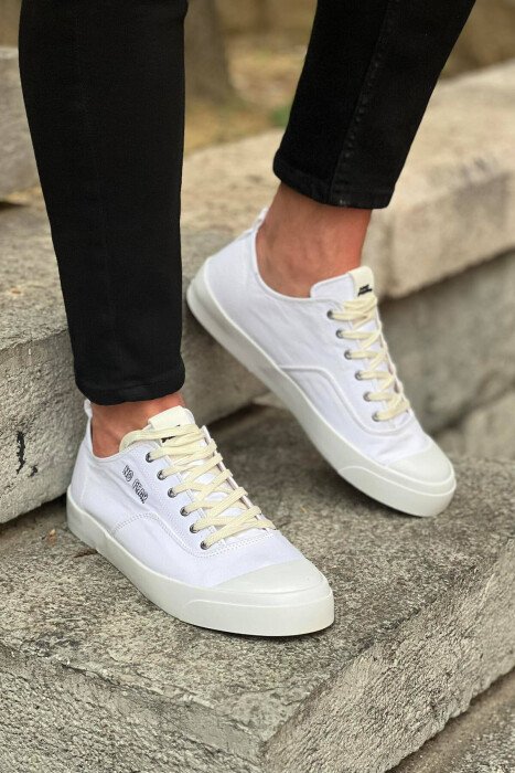 SIMPLE EVERYDAY MAN SNEAKERS WHITE-E BARDHE - KLAUDIO FASHION