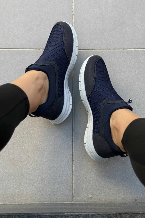 SIMPLE EVERYDAY SLIP ON WOMEN SNEAKERS BLUE/BLU - 4