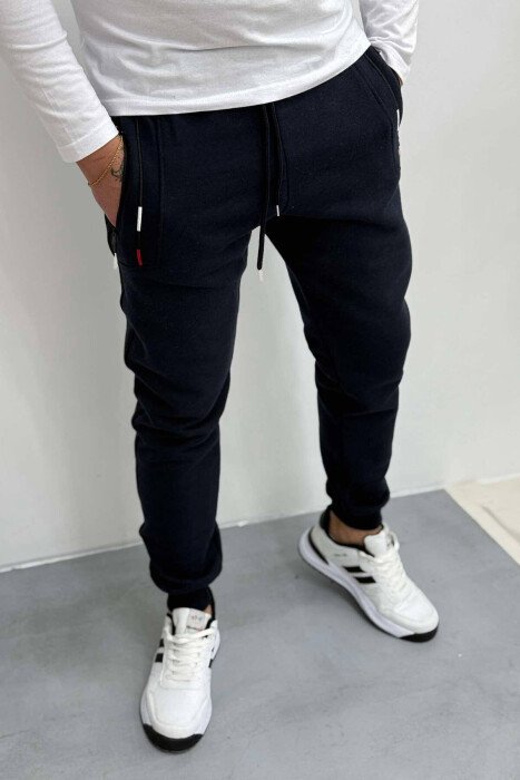 TUTA TË THJESHTA ME PUSH PËR MESHKUJ NË NGJYRËN BLU E ERRËT - KLAUDIO FASHION