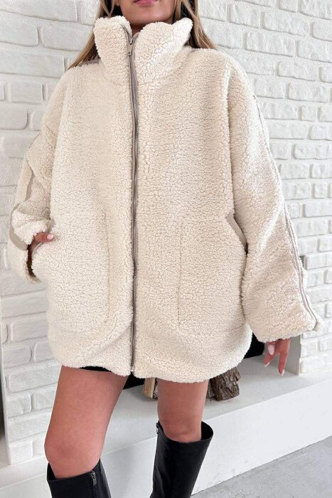 SIMPLE FLUFFY WOMEN JACKET CREAM/KREM - KLAUDIO FASHION