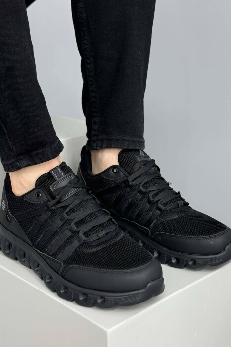 SIMPLE LACING PLATFORM MEN SNEAKERS BLACK/ E ZEZE 