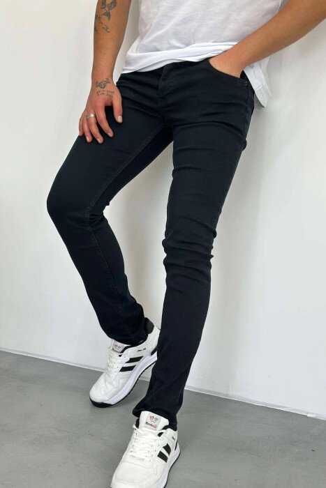 XHINSE TË THJESHTA NJË NGJYRËSHE PËR MESHKUJ NË NGJYRËN E ZEZË - KLAUDIO FASHION