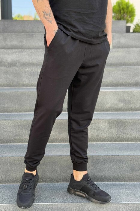 TUTA TË THJESHTA NJË NGJYRËSHE PËR MESHKUJ NË NGJYRËN E ZEZË - KLAUDIO FASHION