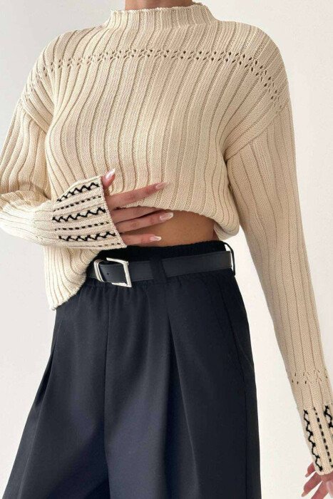 SIMPLE ONE COLOR TURTTLE NECK WOMAN SWEATER BEIGE/BEZHE - KLAUDIO FASHION
