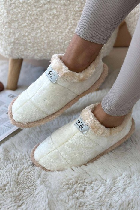 SIMPLE ONE COLOR WOMAN HOME SLIPPERS WHITE-E BARDHE - KLAUDIO FASHION