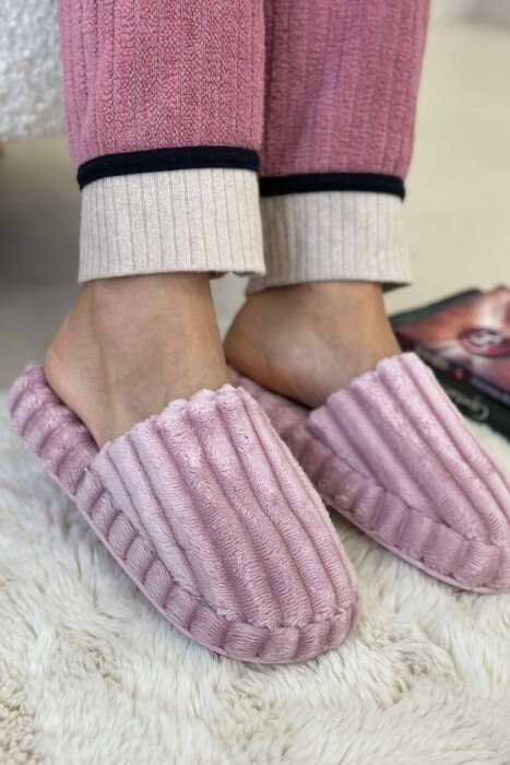 SIMPLE ONE COLOR WOMAN SLIPPERS POWDER/PUDER - KLAUDIO FASHION