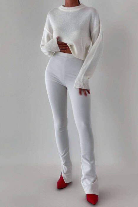 SIMPLE ONE COLOR WOMAN SWEATER WHITE-E BARDHE - KLAUDIO FASHION