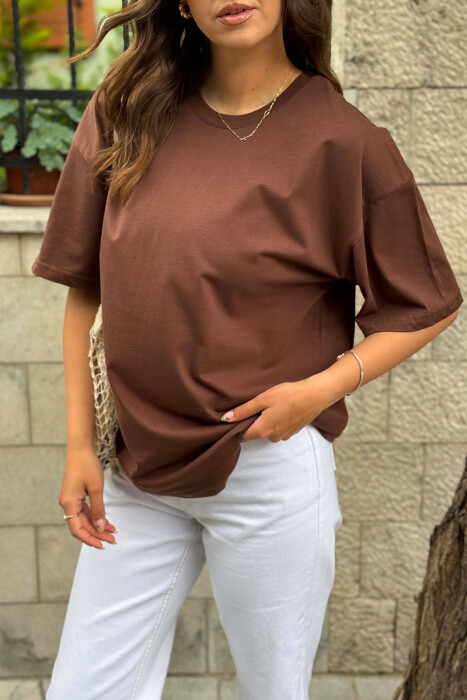 SIMPLE ONE COLOR WOMAN T-SHIRT + 6 PAIR SOCKS BROWN/KAFE - 7