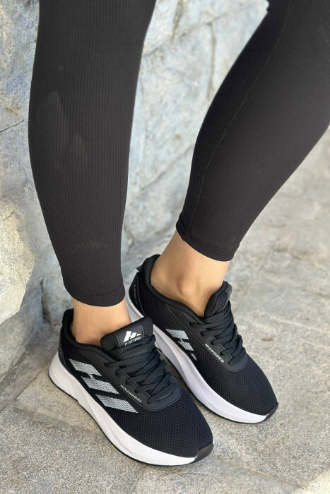 SIMPLE RUNNING PLATFORM WOMEN SNEAKERS BLACK-WHITE/ZEBA 