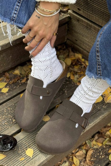 SIMPLE SUEDE WOMEN UGG DARK BROWN/KAE - KLAUDIO FASHION