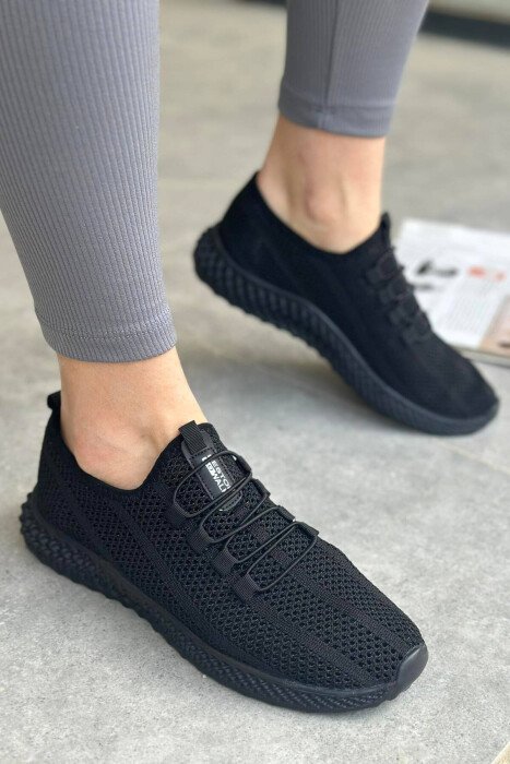 SIMPLE WOMAN SNEAKERS BLACK/ E ZEZE 