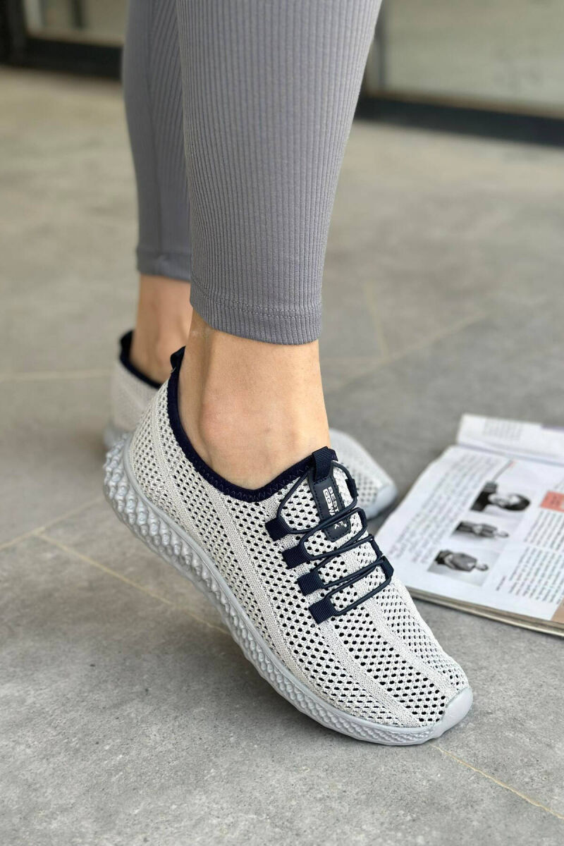 SIMPLE WOMAN SNEAKERS LIGHT GREY/GZ - 4