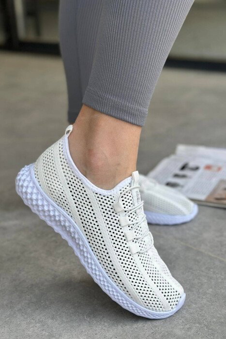 SIMPLE WOMAN SNEAKERS WHITE-E BARDHE - KLAUDIO FASHION