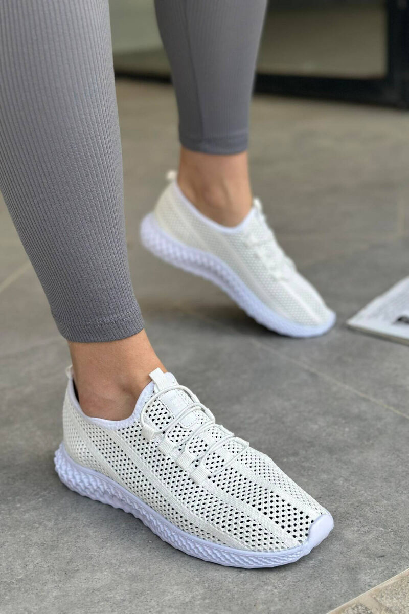 SIMPLE WOMAN SNEAKERS WHITE-E BARDHE - 4