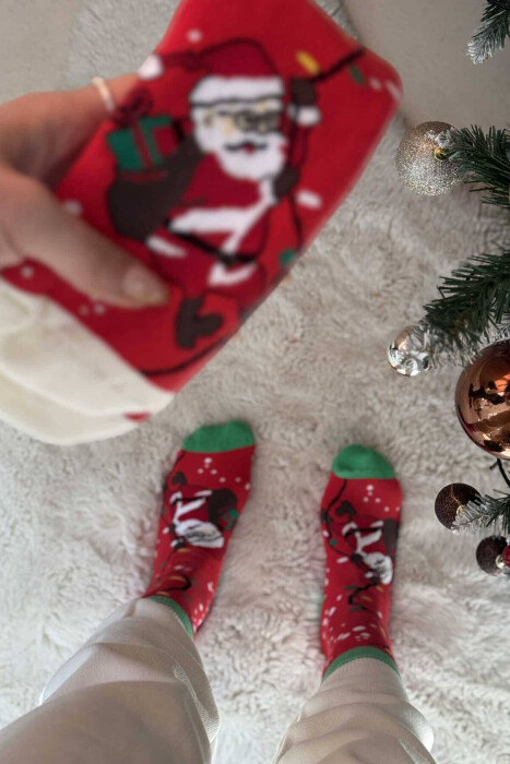 SINGLE CHRISTMAS WOMEN ANKLE SOCKS RED+GREEN/KUQE+JESHILE - 6
