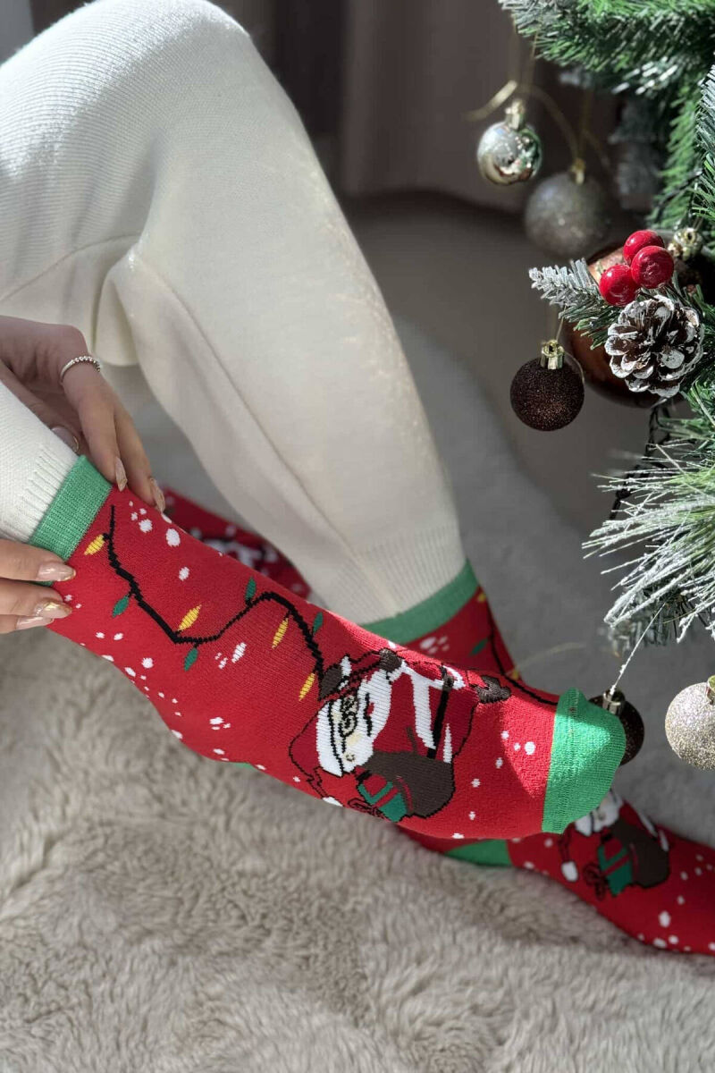 SINGLE CHRISTMAS WOMEN ANKLE SOCKS RED+GREEN/KUQE+JESHILE - 9
