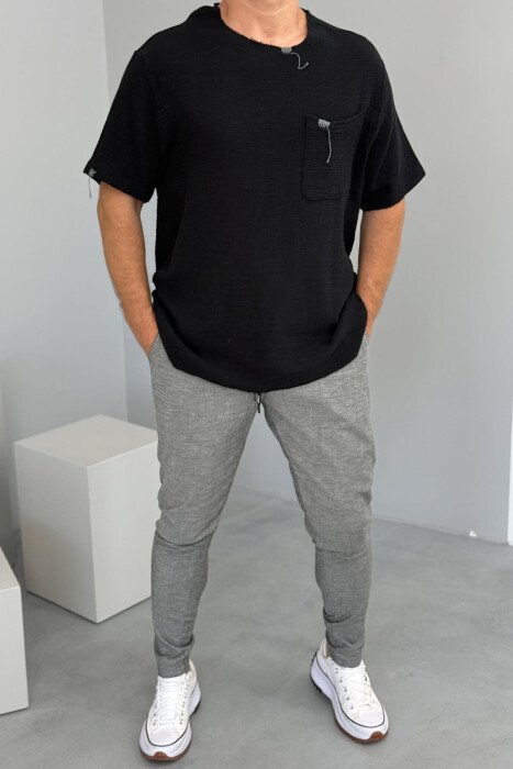 T-SHIRT NJË NGJYRËSH ME XHEP PËR MESHKUJ NË NGJYRËN E ZEZË - KLAUDIO FASHION
