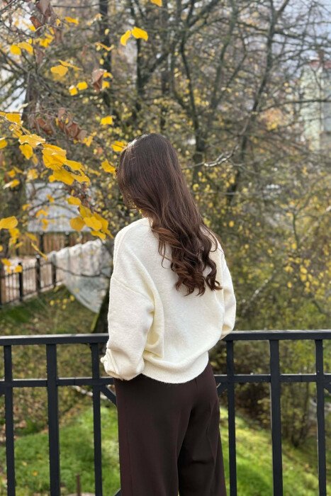 SLEEVE BUTTONS V NECK WOMEN SWEATER CREAM/KREM - 2