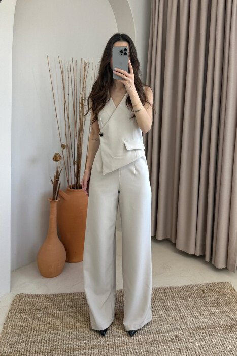 SLEVEELESS ONE COLOR WOMEN JUMPSUIT BEIGE/BEZHE 