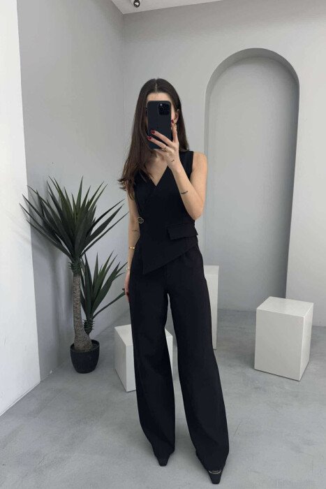 JUMPSUIT NJË NGJYRËSH I THJESHTË PËR FEMRA NË NGJYRËN E ZEZË 