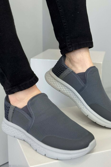 SLIP ON SIMPLE EVERYDAY MEN SNEAKERS DARK GREY/GEE - 3