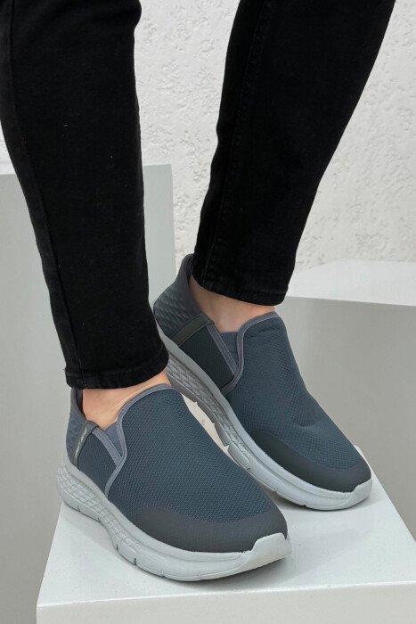 SLIP ON SIMPLE EVERYDAY MEN SNEAKERS GREY/GRI - KLAUDIO FASHION