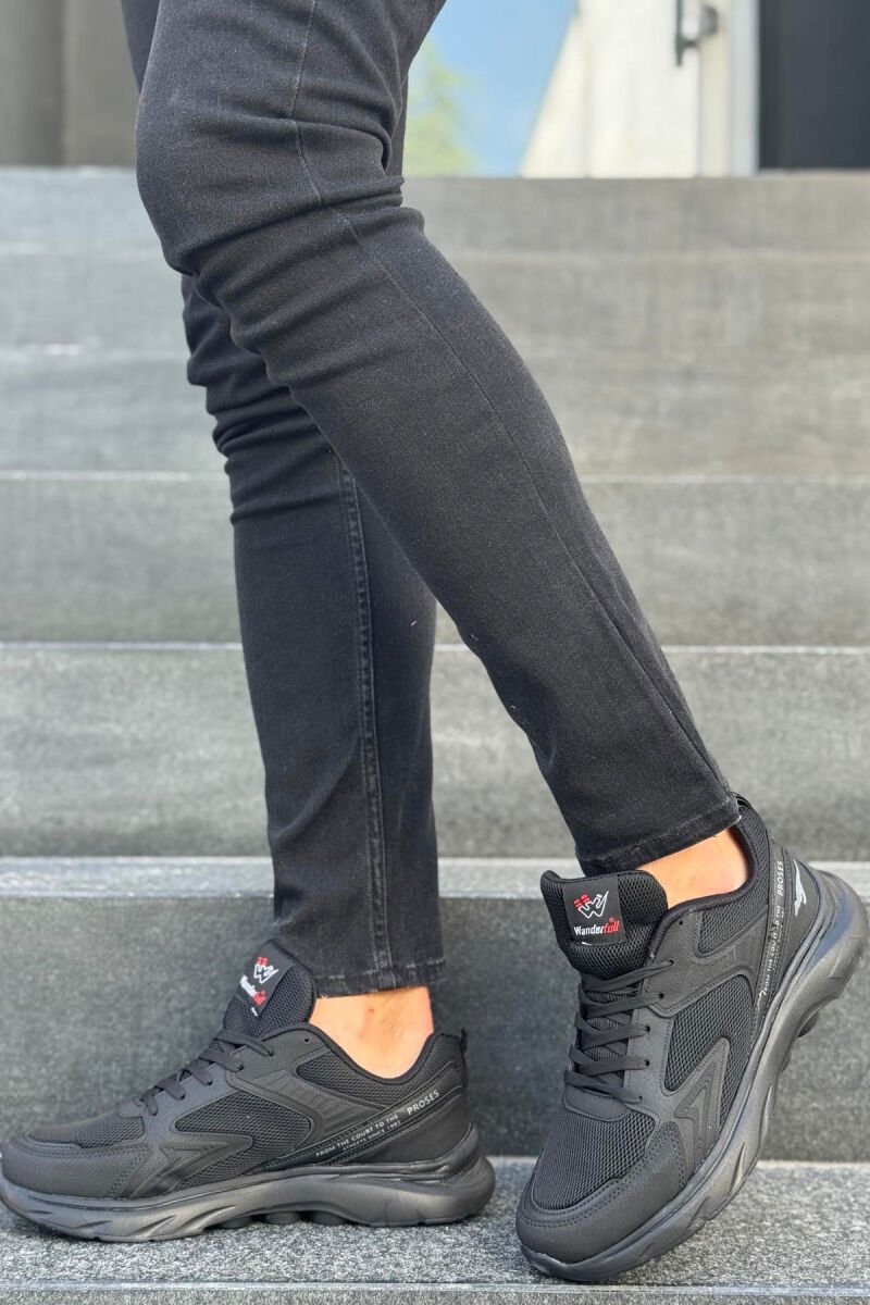 SMALL LOGO SIMPLE MEN SNEAKERS BLACK/ E ZEZE - 2