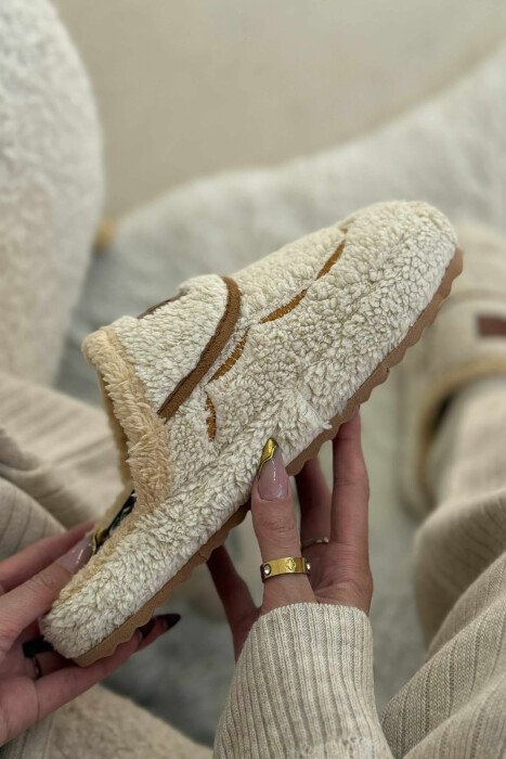 SMALL LOGO TEDDY WOMEN SLIPPERS CREAM/KREM - 3