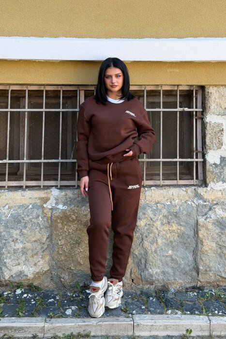 SMALL WRITTINGS SWEATSHIRT + JOGGERS WOMAN SET BROWN/KAFE - KLAUDIO FASHION