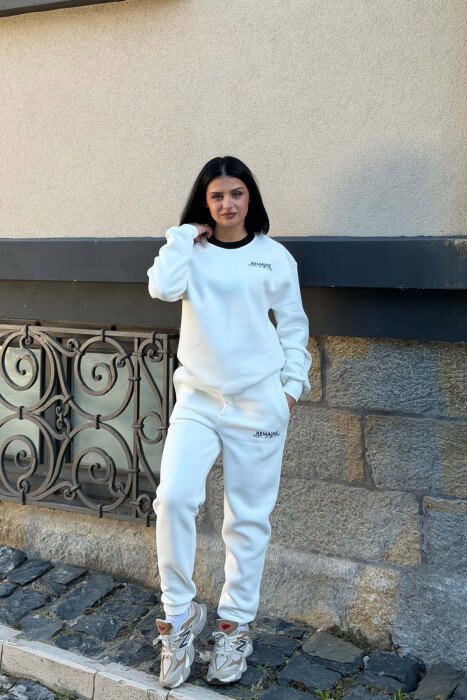 SMALL WRITTINGS SWEATSHIRT + JOGGERS WOMAN SET WHITE-E BARDHE - KLAUDIO FASHION