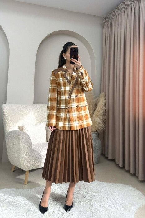 SQUARED DESIGN JACKET+SKIRT WOMEN SET BROWN/KAFE - KLAUDIO FASHION