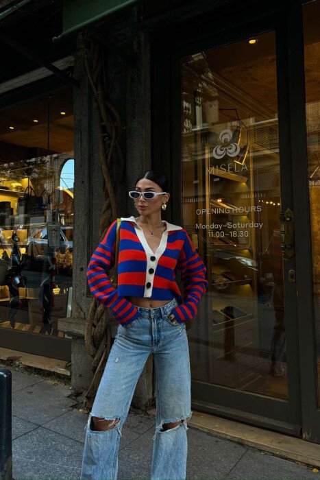 PULOVËR AKRELIKE ME VIJA PËR FEMRA NË NGJYRËN BLU DHE PORTOKALLI - KLAUDIO FASHION