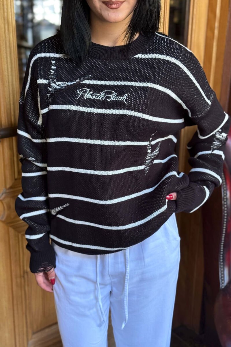 STRIPE DESIGN ROUND NECK WOMEN SWEATER BLACK/ E ZEZE - 2