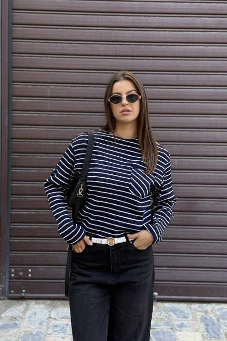 STRIPE DESIGN ROUND NECK WOMEN SWEATER BLUE/BLU - 2