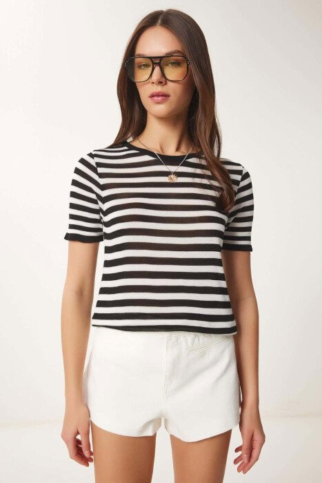 STRIPE DESIGN WOMAN T-SHIRT BLACK/ E ZEZE - KLAUDIO FASHION