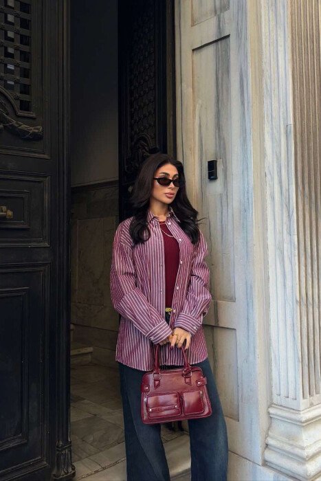 KËMISHË ME DIZAJNIN E VIJAVE PËR FEMRA NË NGJYRËN VISHNJË - KLAUDIO FASHION